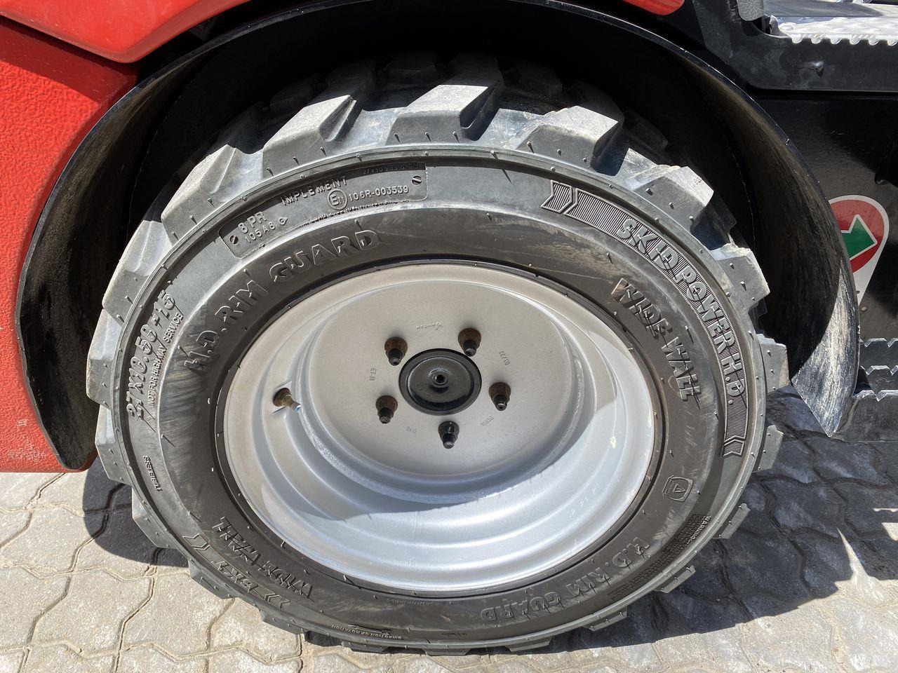 Mini iekrāvējs Manitou MLA 2-25H-4P: foto 7