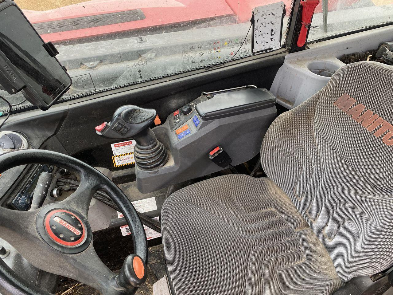 Manitou MLT841-145PS+ ELITE ST5 - Teleskopiskais iekrāvējs: foto 3 Manitou MLT841-145PS+ ELITE ST5 - Teleskopiskais iekrāvējs: foto 3