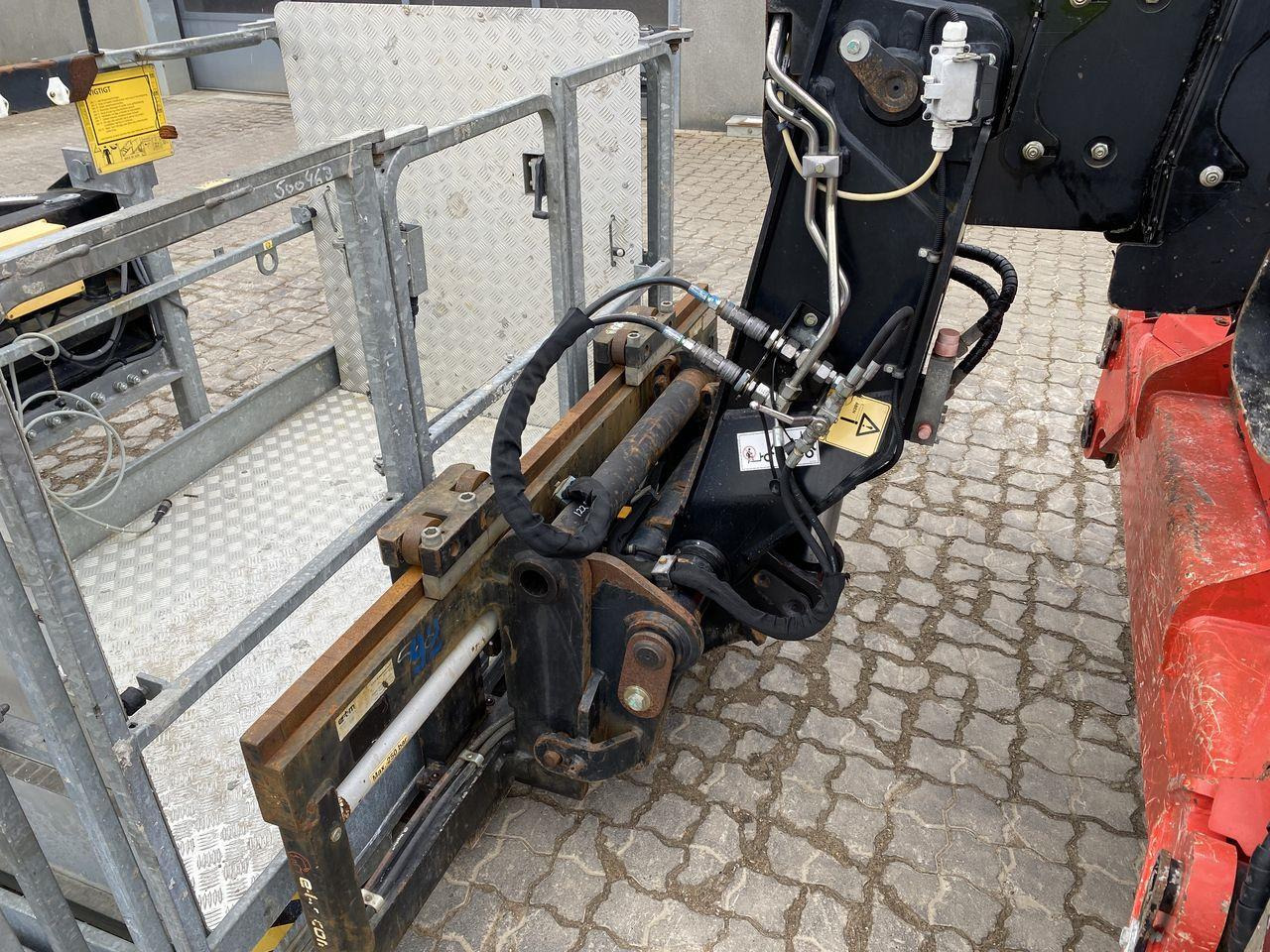 Teleskopiskais iekrāvējs Manitou MT1840A ST3B: foto 9 Teleskopiskais iekrāvējs Manitou MT1840A ST3B: foto 9