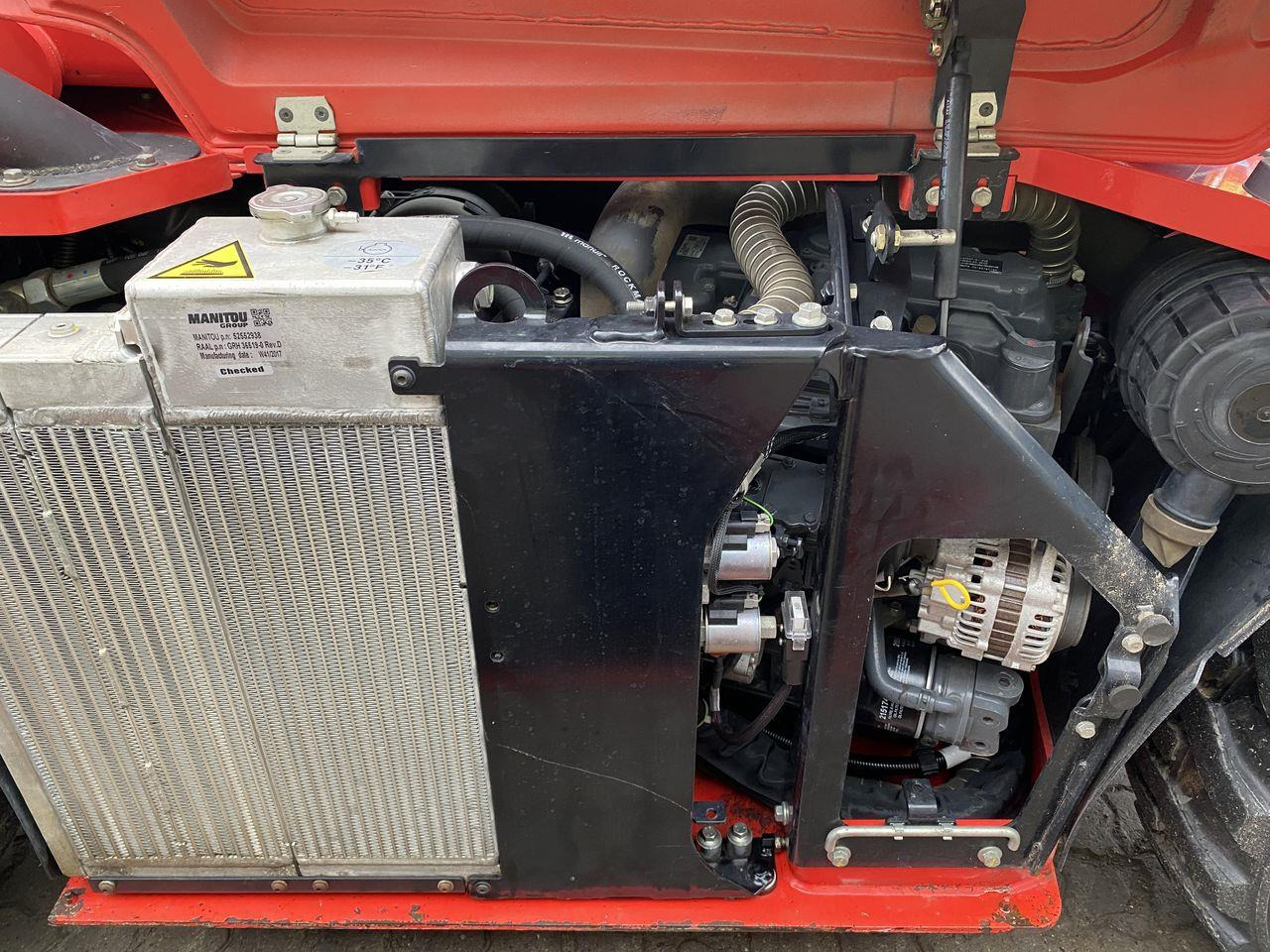 Teleskopiskais iekrāvējs Manitou MT420H Comfort: foto 8 Teleskopiskais iekrāvējs Manitou MT420H Comfort: foto 8