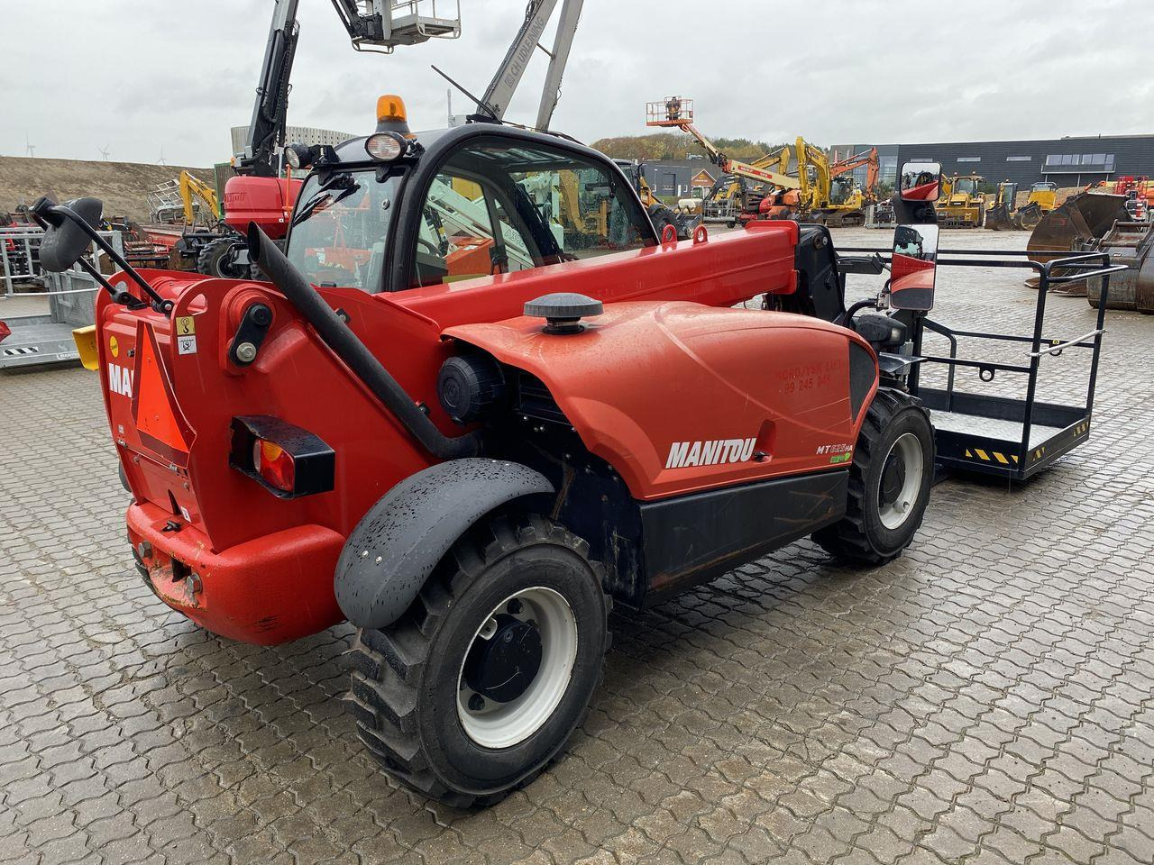 Manitou MT625HA Comfort - Teleskopiskais iekrāvējs: foto 4 Manitou MT625HA Comfort - Teleskopiskais iekrāvējs: foto 4