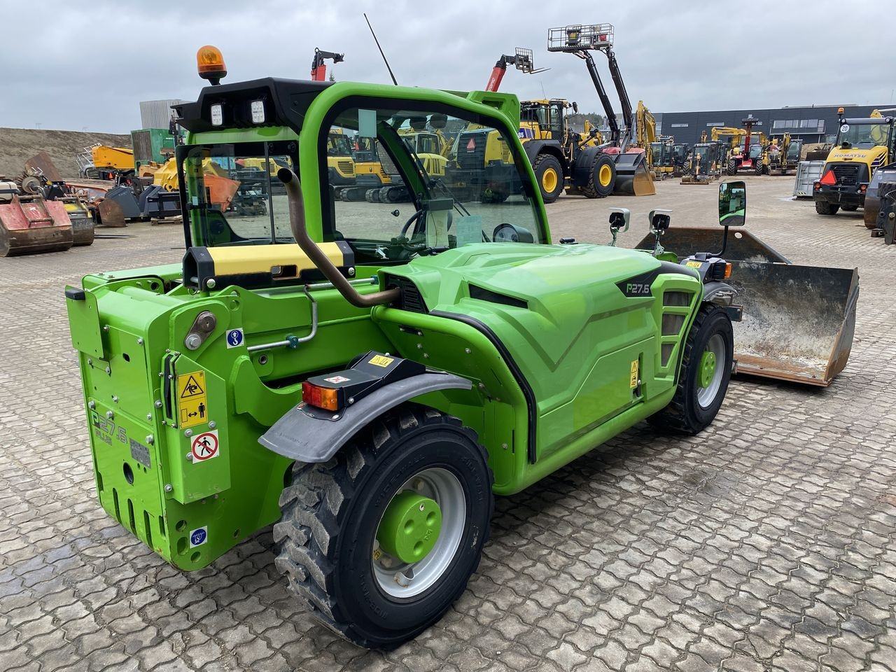 Merlo P27.6 PLUS - Teleskopiskais iekrāvējs: foto 4 Merlo P27.6 PLUS - Teleskopiskais iekrāvējs: foto 4