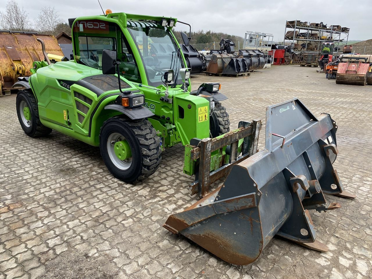 Merlo P27.6 PLUS - Teleskopiskais iekrāvējs: foto 5 Merlo P27.6 PLUS - Teleskopiskais iekrāvējs: foto 5