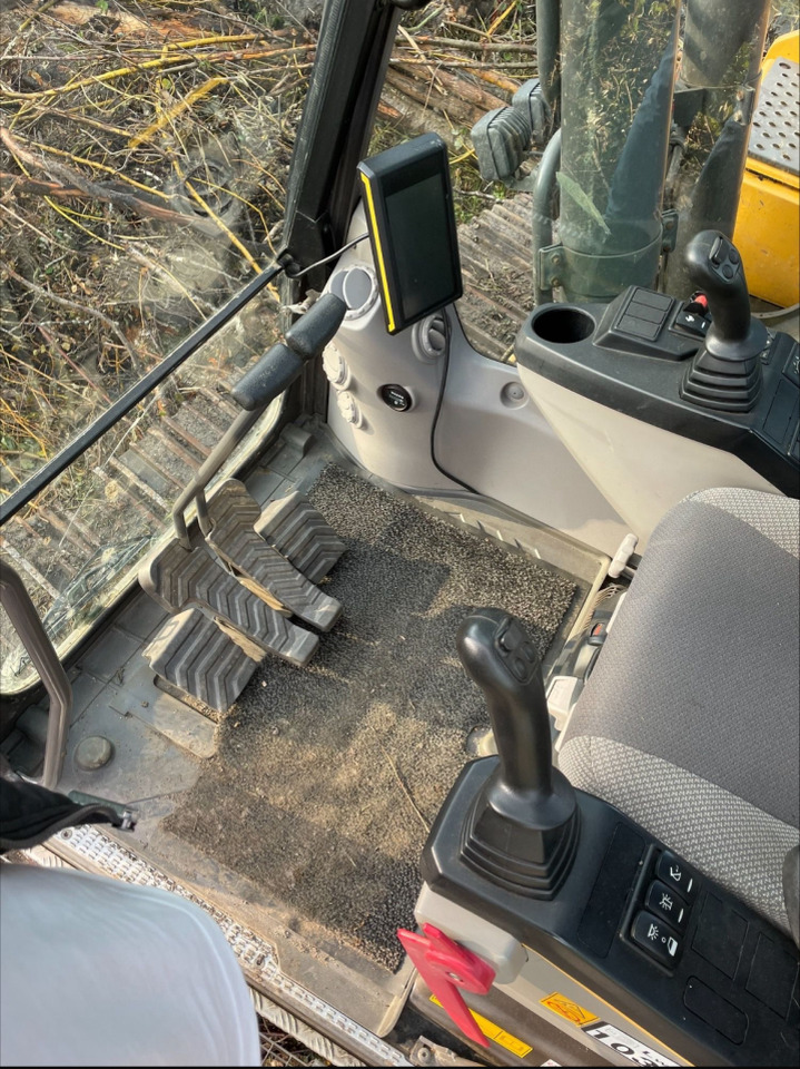 Volvo EC250E LR - Kāpurķēžu ekskavators: foto 4 Volvo EC250E LR - Kāpurķēžu ekskavators: foto 4