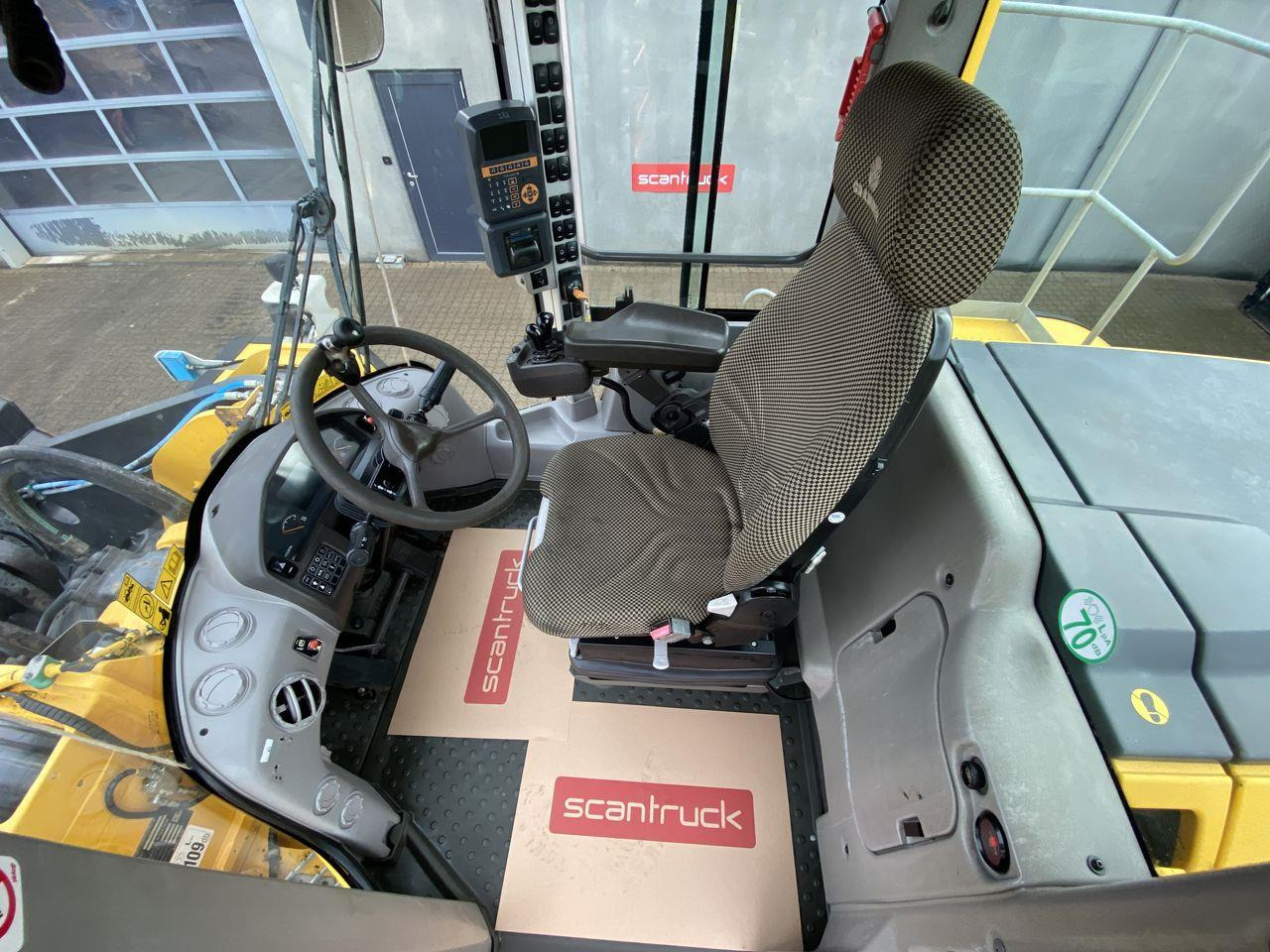 Volvo L220G - Riteņu iekrāvējs: foto 3 Volvo L220G - Riteņu iekrāvējs: foto 3