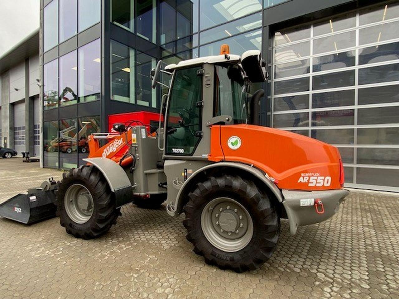 Weycor AR550 HS - Riteņu iekrāvējs: foto 2 Weycor AR550 HS - Riteņu iekrāvējs: foto 2