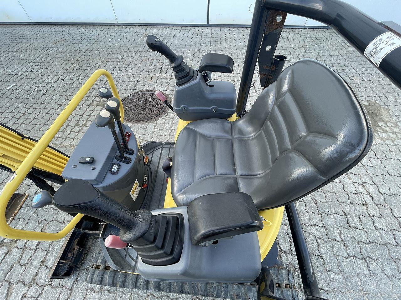 Yanmar VIO12 - Mini-ekskavators: foto 3 Yanmar VIO12 - Mini-ekskavators: foto 3