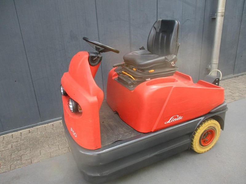 Linde P 60 - Noliktavas vilcējs: foto 3 Linde P 60 - Noliktavas vilcējs: foto 3