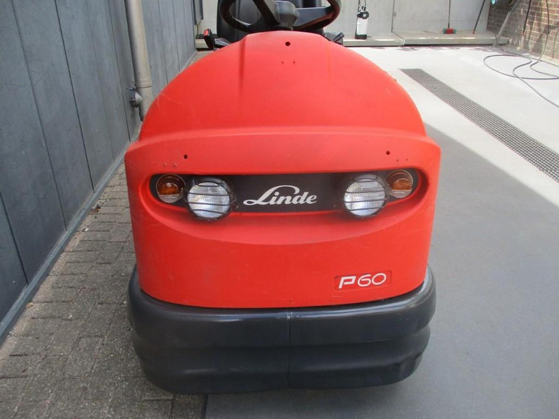 Linde P 60 - Noliktavas vilcējs: foto 4 Linde P 60 - Noliktavas vilcējs: foto 4