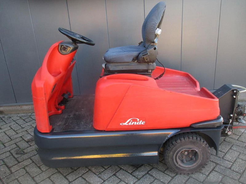 Linde P 60 - Noliktavas vilcējs: foto 1 Linde P 60 - Noliktavas vilcējs: foto 1