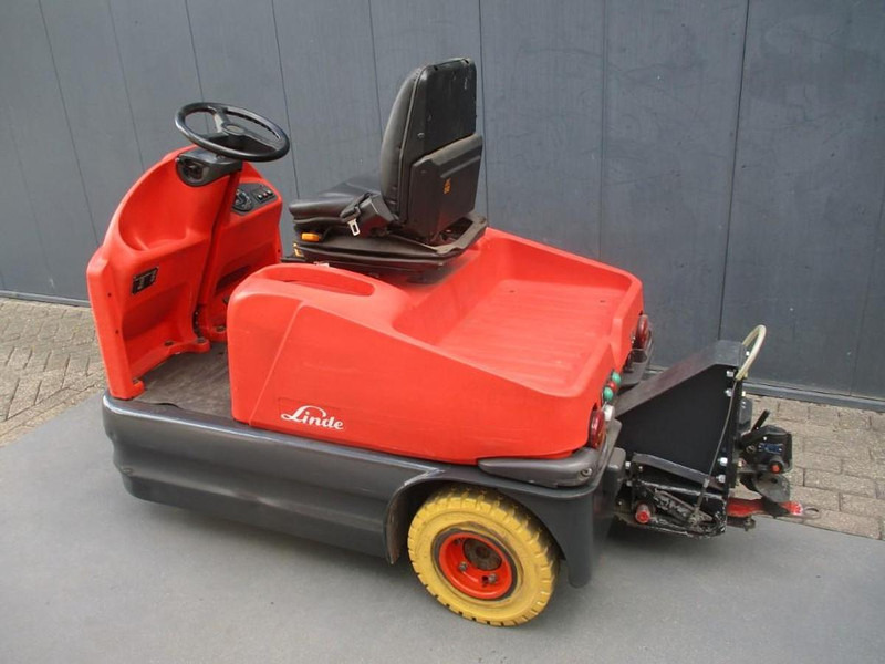 Linde P 60 - Noliktavas vilcējs: foto 2 Linde P 60 - Noliktavas vilcējs: foto 2