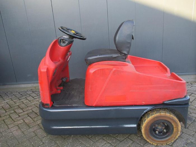 Linde P60 - Noliktavas vilcējs: foto 1 Linde P60 - Noliktavas vilcējs: foto 1