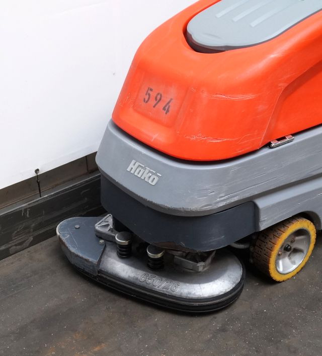 Hako Hakomatic B70 - Grīdas mazgāšanas iekārta: foto 3 Hako Hakomatic B70 - Grīdas mazgāšanas iekārta: foto 3