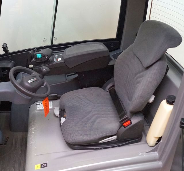 Jungheinrich EFG216 - Elektroiekrāvējs: foto 3 Jungheinrich EFG216 - Elektroiekrāvējs: foto 3