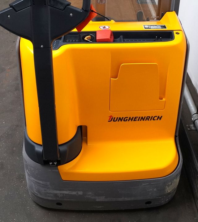 Jungheinrich EJC112 - Krautņotājs: foto 3 Jungheinrich EJC112 - Krautņotājs: foto 3
