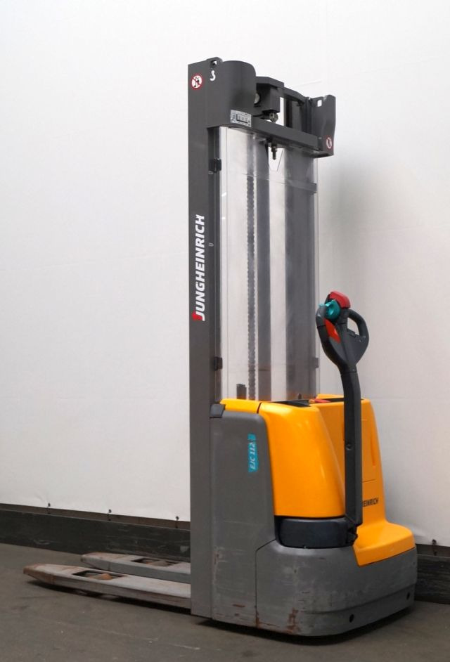 Jungheinrich EJC112 - Krautņotājs: foto 2 Jungheinrich EJC112 - Krautņotājs: foto 2