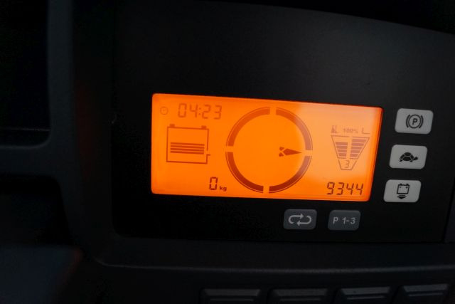 Jungheinrich ETV214 - Bīdmasta krautņotājs: foto 4 Jungheinrich ETV214 - Bīdmasta krautņotājs: foto 4