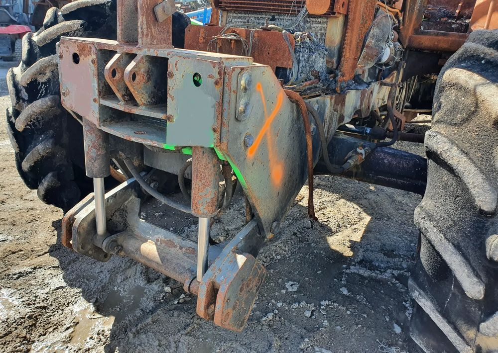 Claas Ares Renault 556 wał blok silnik głowica most zwolnica skrzynia - Pārnesumkārba - Lauksaimniecības tehnika: foto 3 Claas Ares Renault 556 wał blok silnik głowica most zwolnica skrzynia - Pārnesumkārba - Lauksaimniecības tehnika: foto 3