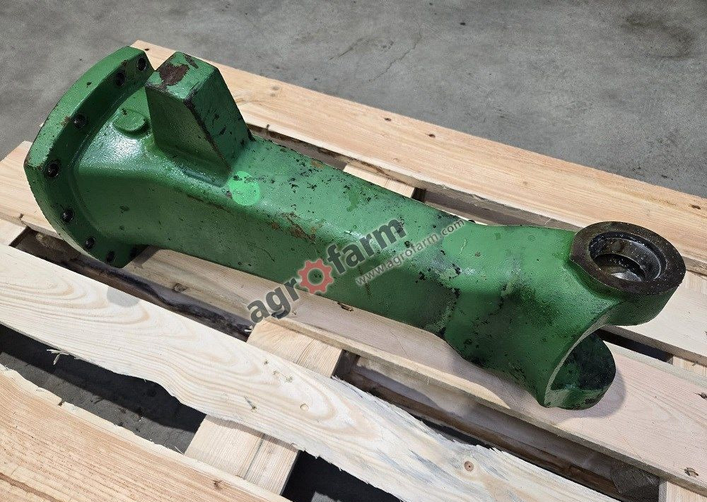 Obudowa most John Deere 6320, 6420, 6220, 6120 - Transmisija: foto 1 Obudowa most John Deere 6320, 6420, 6220, 6120 - Transmisija: foto 1