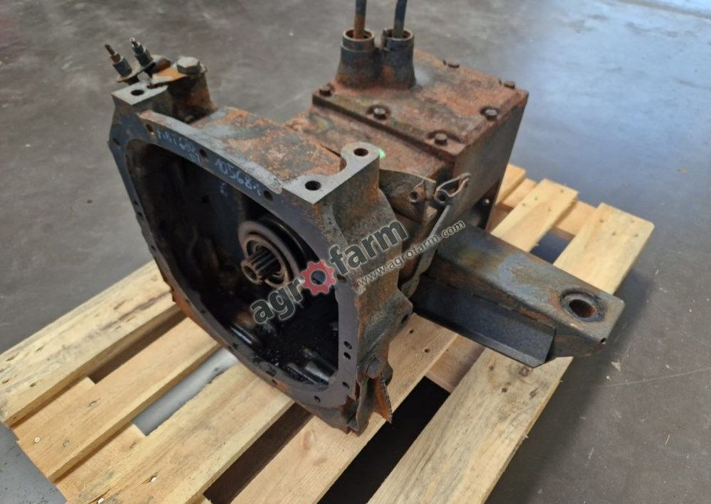 Skrzynia biegów Fiat 680 DT 5104711 - Pārnesumkārba: foto 1 Skrzynia biegów Fiat 680 DT 5104711 - Pārnesumkārba: foto 1