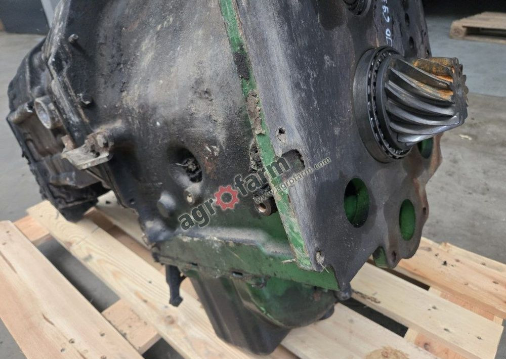 Skrzynia biegów John Deere 6930, PowrQuad - Pārnesumkārba: foto 2 Skrzynia biegów John Deere 6930, PowrQuad - Pārnesumkārba: foto 2