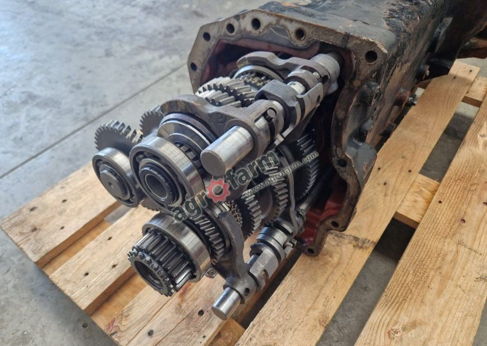 Skrzynia biegów Lamborghini Crono 00085412070 - Pārnesumkārba: foto 3 Skrzynia biegów Lamborghini Crono 00085412070 - Pārnesumkārba: foto 3