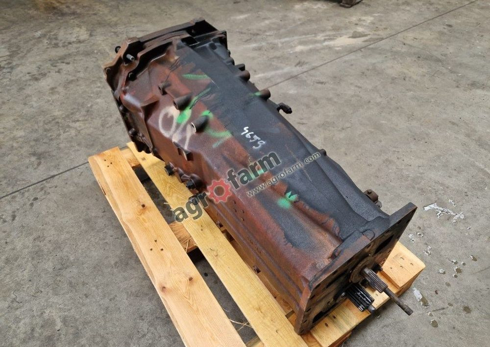 Skrzynia biegów Renault Claas Ares 630 - Pārnesumkārba: foto 3 Skrzynia biegów Renault Claas Ares 630 - Pārnesumkārba: foto 3