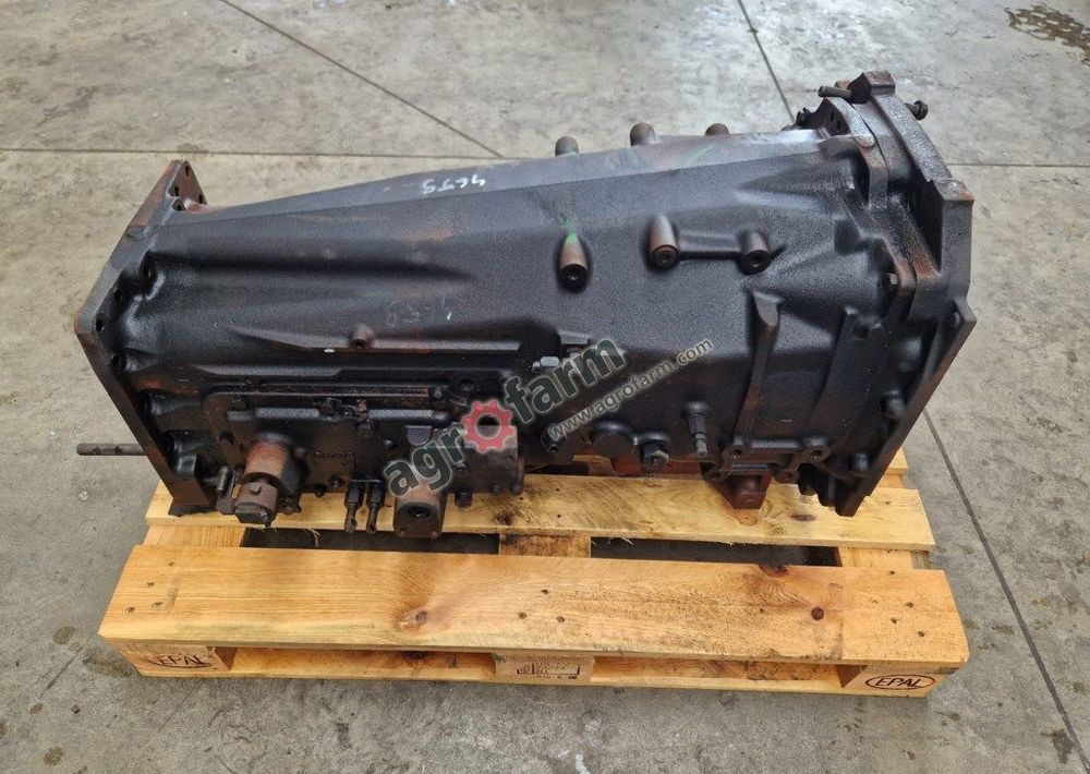 Skrzynia biegów Renault Claas Ares 630 - Pārnesumkārba: foto 2 Skrzynia biegów Renault Claas Ares 630 - Pārnesumkārba: foto 2