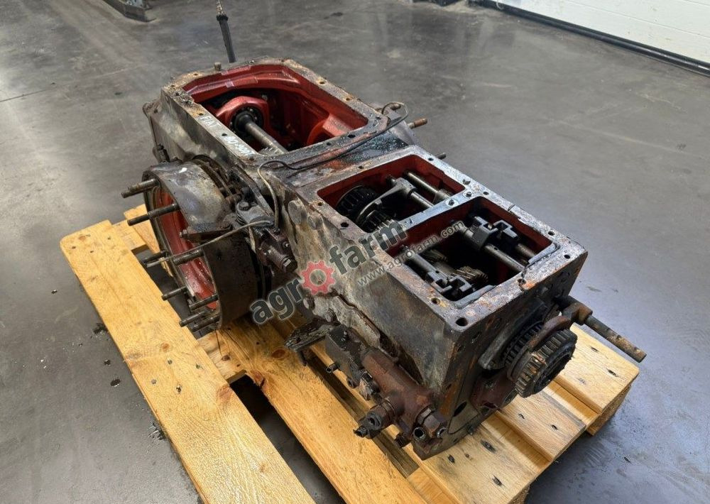 Skrzynia biegów z tylnym mostem Fiat 80-90 - Pārnesumkārba: foto 1 Skrzynia biegów z tylnym mostem Fiat 80-90 - Pārnesumkārba: foto 1