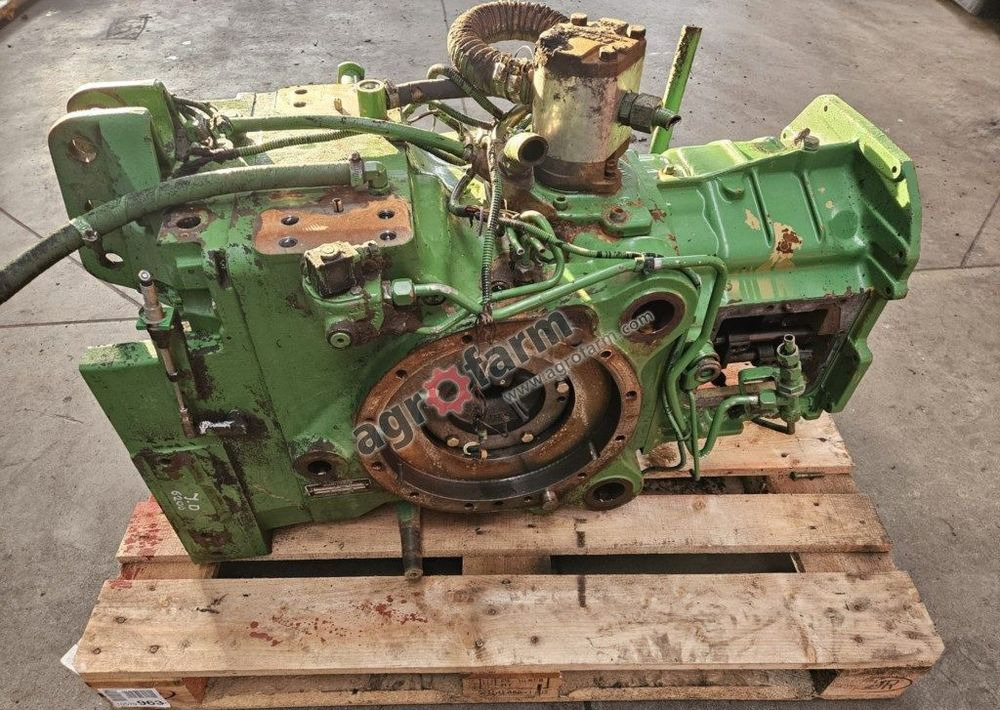 TYLNY MOST I SKRZYNIA BIEGÓW JOHN DEERE L113175 - Pārnesumkārba: foto 3 TYLNY MOST I SKRZYNIA BIEGÓW JOHN DEERE L113175 - Pārnesumkārba: foto 3