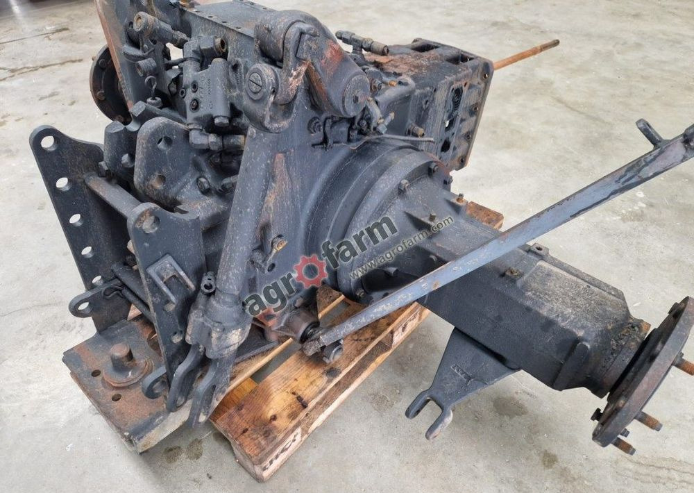 Tylny most Fiat Winner F130 - Pārnesumkārba: foto 1 Tylny most Fiat Winner F130 - Pārnesumkārba: foto 1