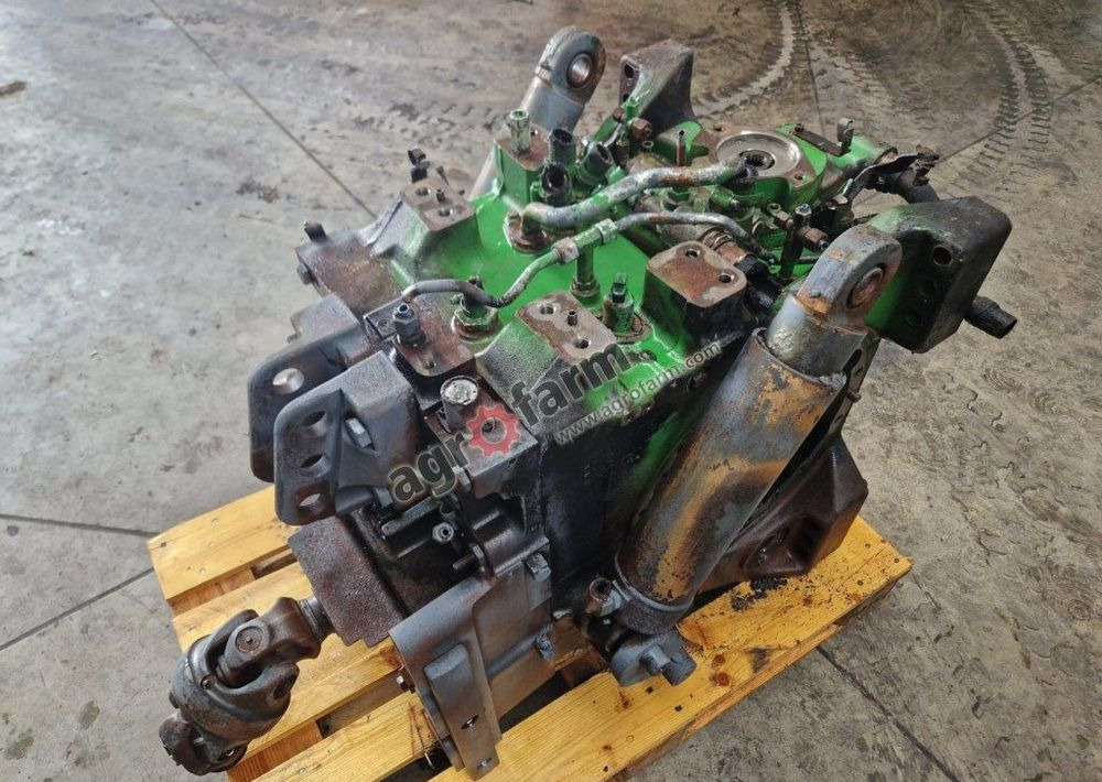 Tylny most John Deere 6195R - Pārnesumkārba: foto 2 Tylny most John Deere 6195R - Pārnesumkārba: foto 2