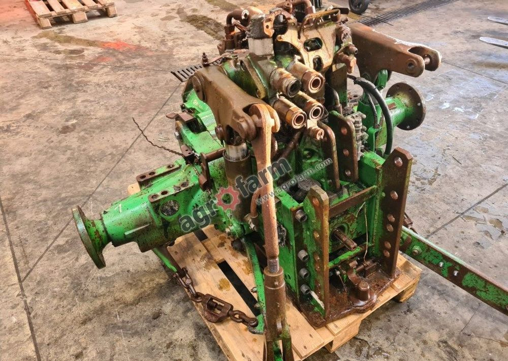 Tylny most John Deere 6300 - Pārnesumkārba: foto 4 Tylny most John Deere 6300 - Pārnesumkārba: foto 4