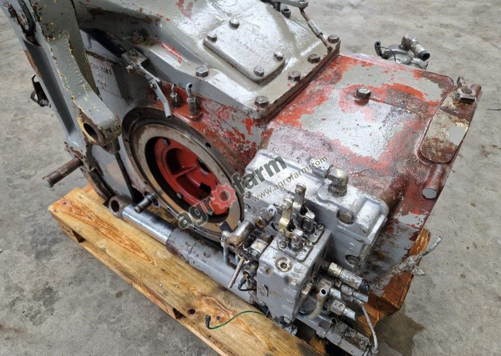 Tylny most Massey Ferguson 2640 - Transmisija: foto 3 Tylny most Massey Ferguson 2640 - Transmisija: foto 3