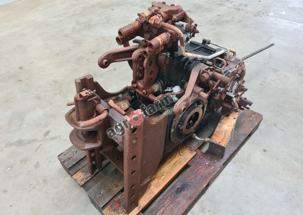 Tylny most New Holland T4.55 84225997 - Pārnesumkārba: foto 4 Tylny most New Holland T4.55 84225997 - Pārnesumkārba: foto 4