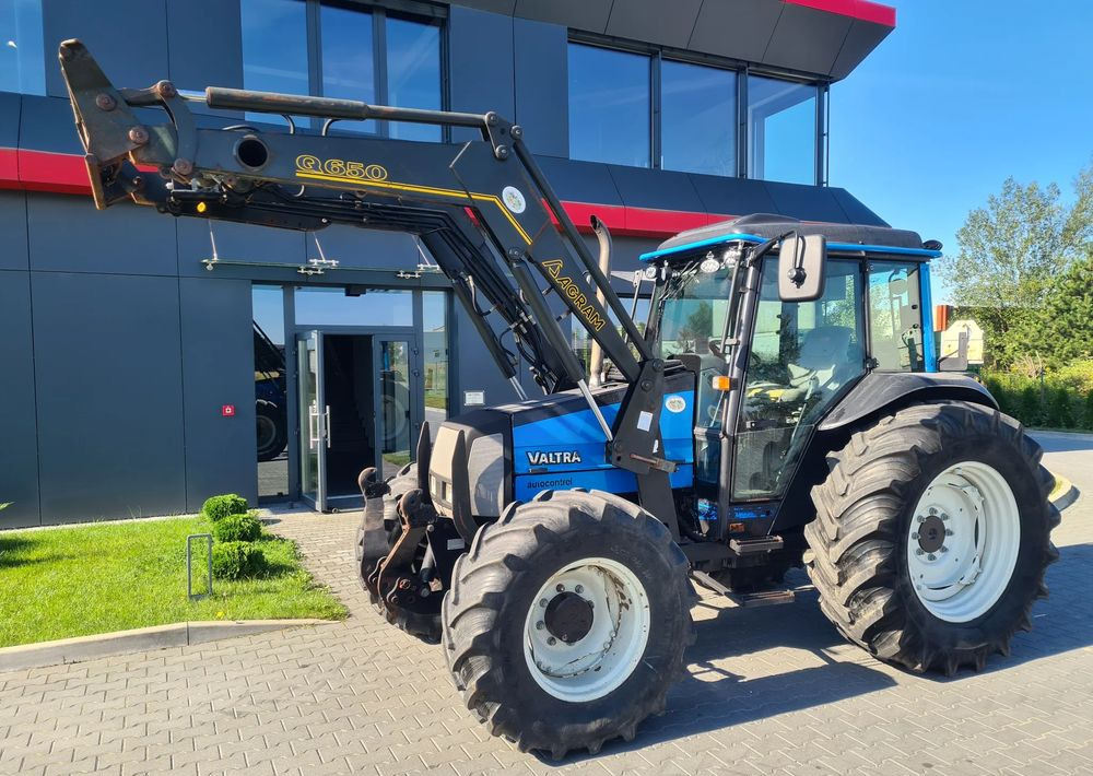 Valtra A95 - Traktors: foto 1 Valtra A95 - Traktors: foto 1