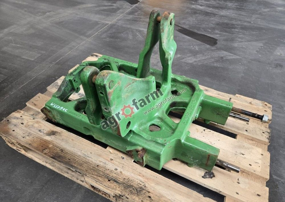 Wspornik przedniego mostu John Deere 6155M - Virsbūve un ārpuse: foto 2 Wspornik przedniego mostu John Deere 6155M - Virsbūve un ārpuse: foto 2