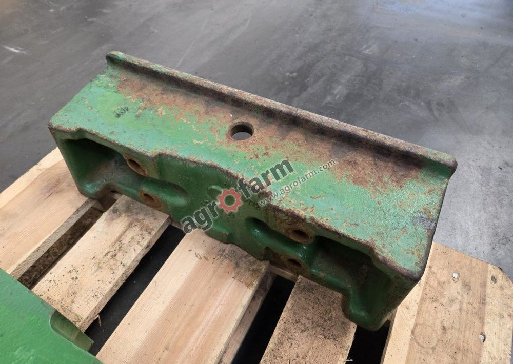 Zaczep przedni 65kg, John Deere 7800 - Virsbūve un ārpuse: foto 2 Zaczep przedni 65kg, John Deere 7800 - Virsbūve un ārpuse: foto 2