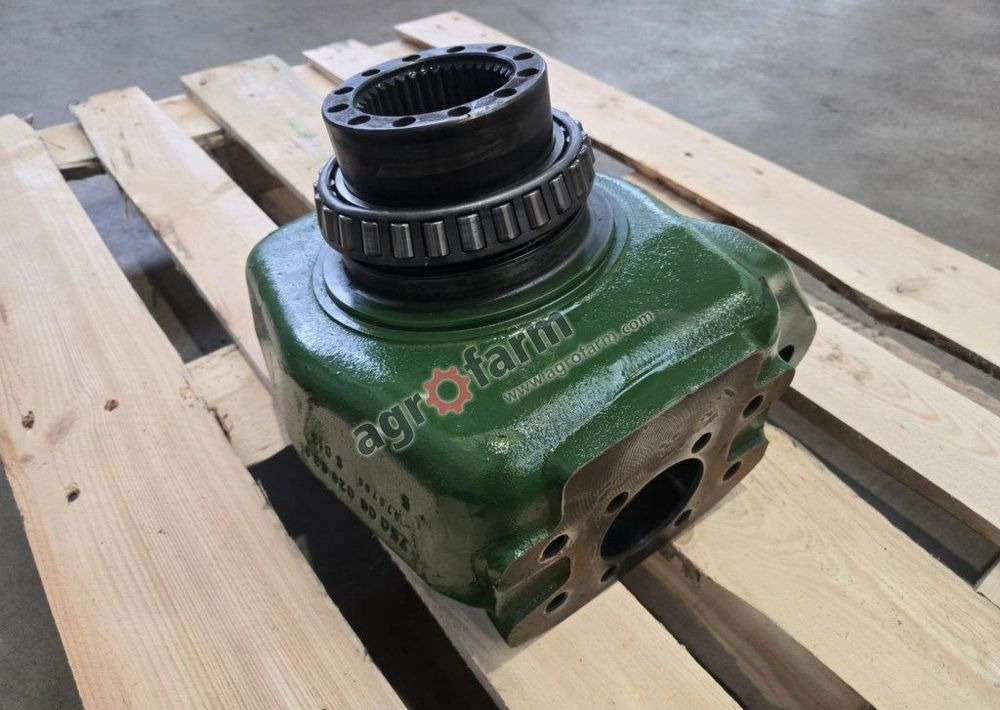 Zwrotnica John Deere 6820, 6920, 6930, 7330 - Transmisija: foto 4 Zwrotnica John Deere 6820, 6920, 6930, 7330 - Transmisija: foto 4