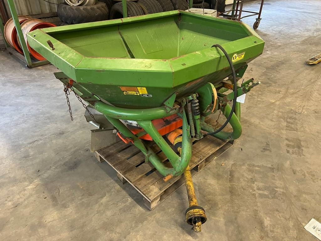 Amazone ZA-F 804 R - Minerālmēslu izkliedētājs: foto 2 Amazone ZA-F 804 R - Minerālmēslu izkliedētājs: foto 2