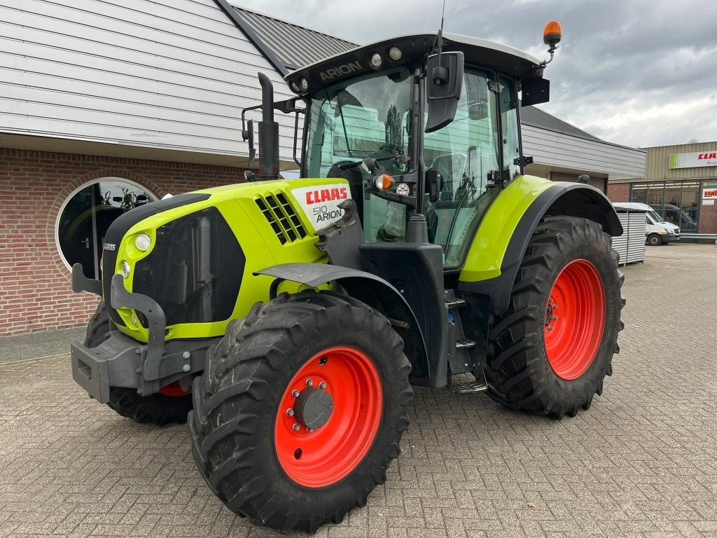 Claas Arion 510 Cis - Traktors: foto 1 Claas Arion 510 Cis - Traktors: foto 1