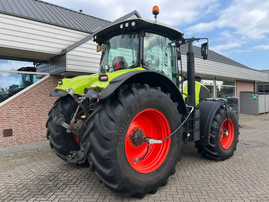 Traktors Claas Axion 810 Cmatic: foto 8
