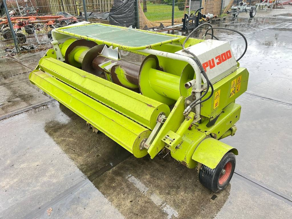 Claas PU 300 Gras pickup - Lopbarības kombaina papildaprīkojums: foto 1 Claas PU 300 Gras pickup - Lopbarības kombaina papildaprīkojums: foto 1