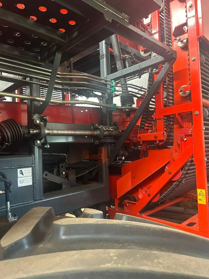 Dewulf R2060 - Kartupeļu kombains: foto 4 Dewulf R2060 - Kartupeļu kombains: foto 4