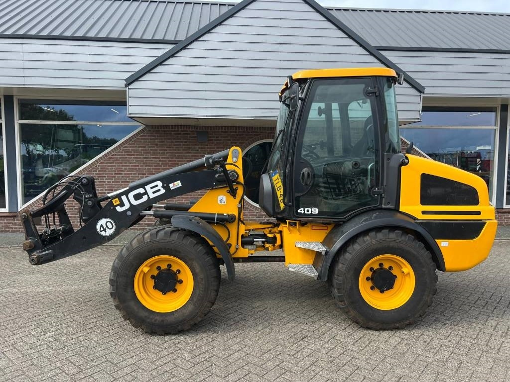 JCB 409 Agri shovel - Riteņu iekrāvējs: foto 2 JCB 409 Agri shovel - Riteņu iekrāvējs: foto 2