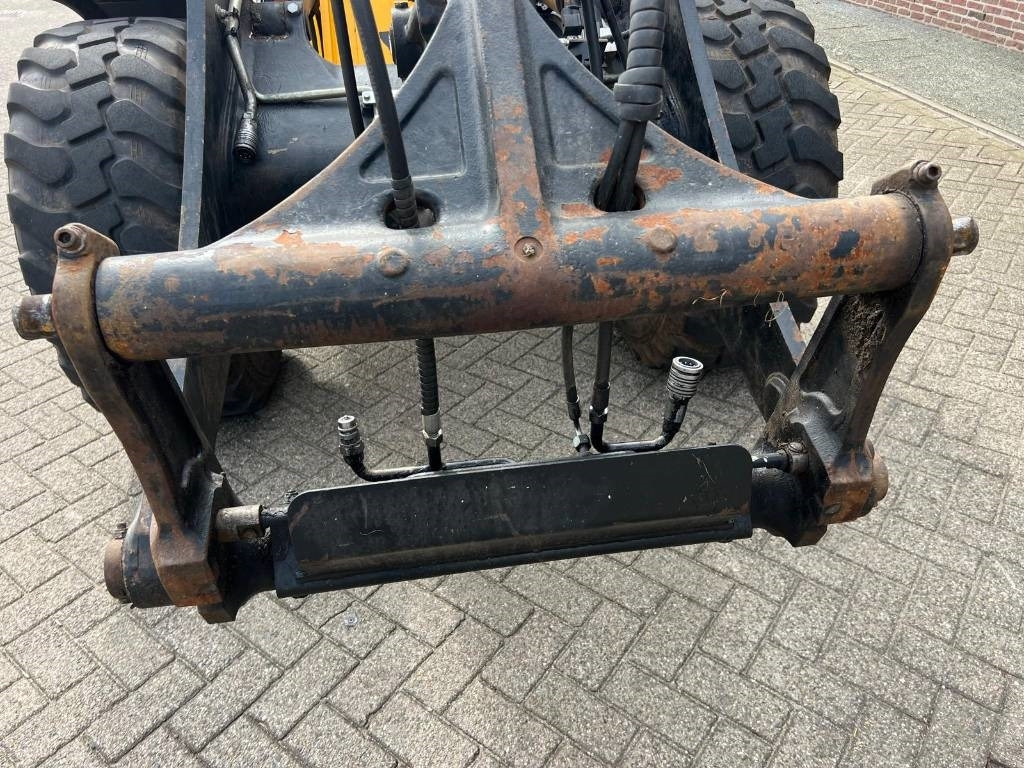 Riteņu iekrāvējs JCB 409 Agri shovel: foto 9