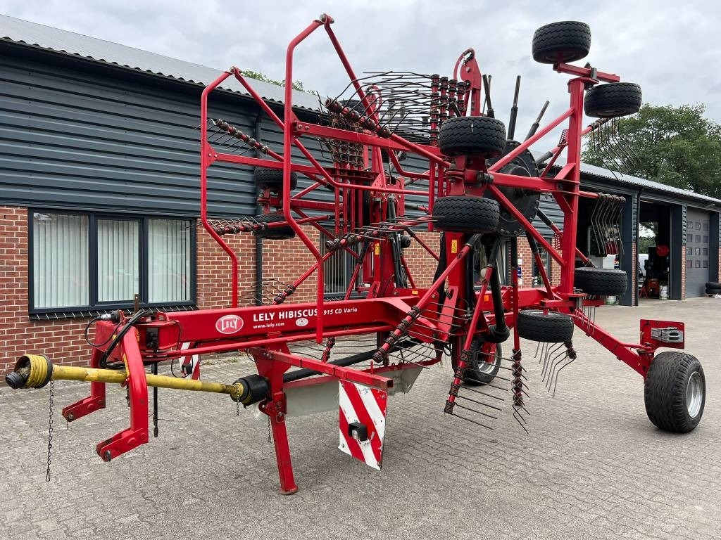 Lely Hibiscus 915 CD Vario - Vālotājs/ Ārdītājs: foto 1 Lely Hibiscus 915 CD Vario - Vālotājs/ Ārdītājs: foto 1