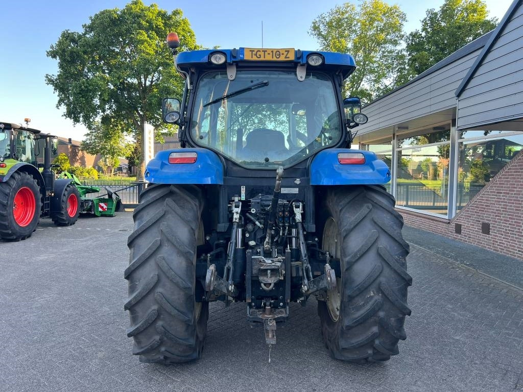 New Holland T 6.155 - Traktors: foto 4 New Holland T 6.155 - Traktors: foto 4