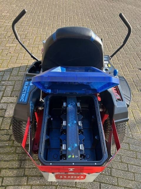 Toro eMR 4275 - Zāles pļāvējs: foto 2 Toro eMR 4275 - Zāles pļāvējs: foto 2