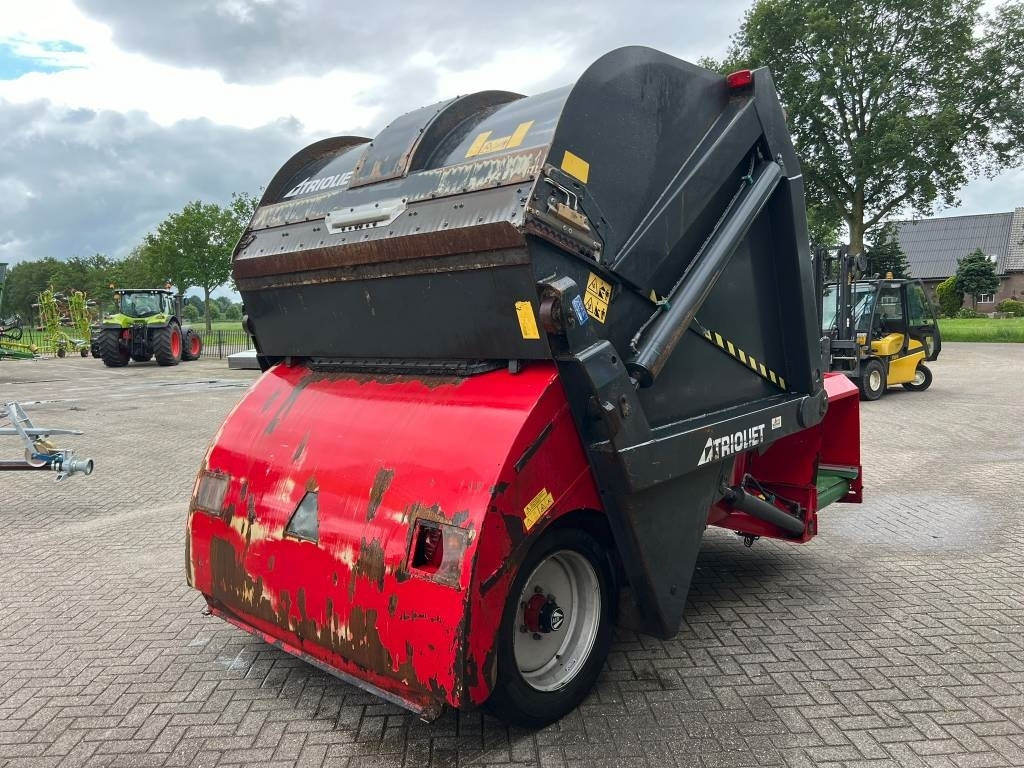 Trioliet TRIOMIX 1-1200 - Lopbarības mikseris: foto 5 Trioliet TRIOMIX 1-1200 - Lopbarības mikseris: foto 5